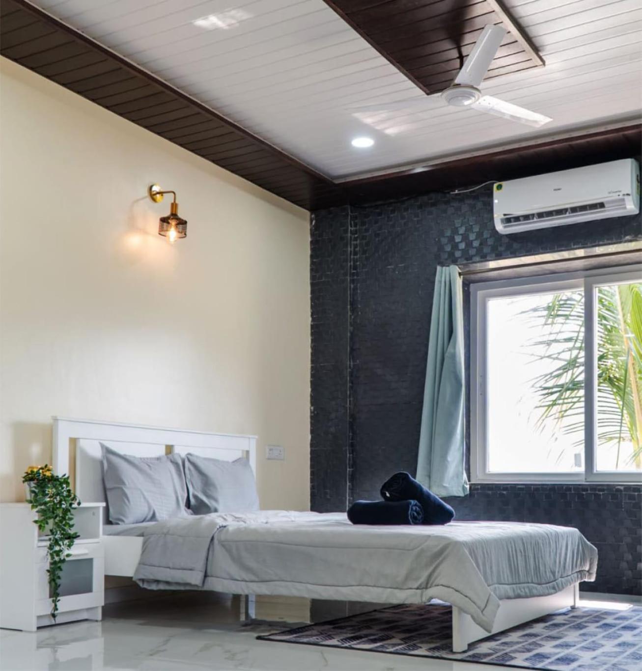 Green Crest Villa Lonavala Buitenkant foto