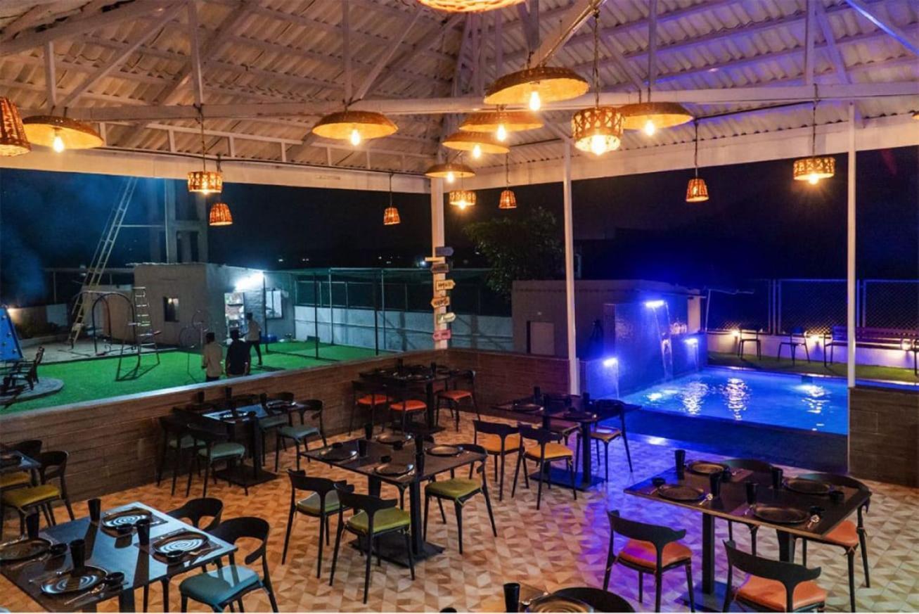 Green Crest Villa Lonavala Buitenkant foto